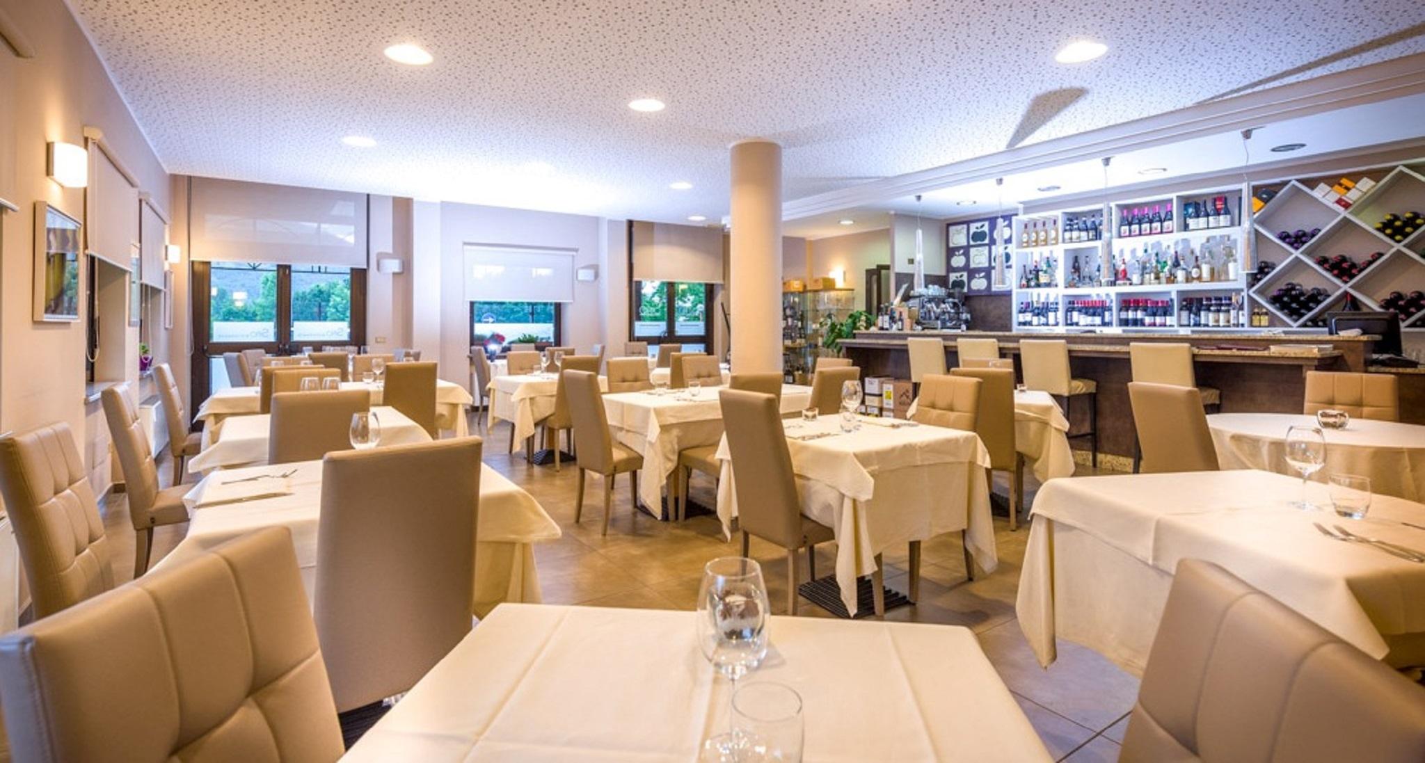 Hotel Des Alpes Rosta Exterior photo