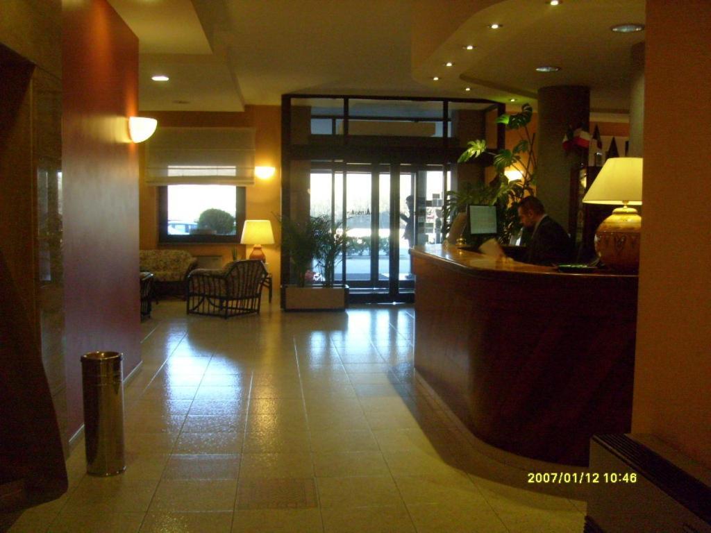 Hotel Des Alpes Rosta Exterior photo
